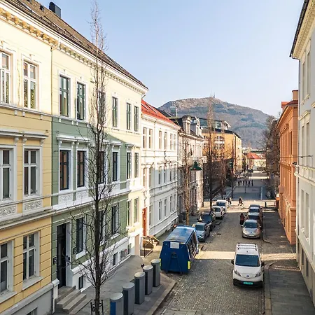 Rosenberg Apartman *